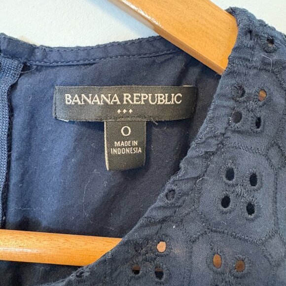 Banana Republic Navy Blue Eyelet Sleeveless Sheath Casual Dress Size 0 - Picture 5 of 8